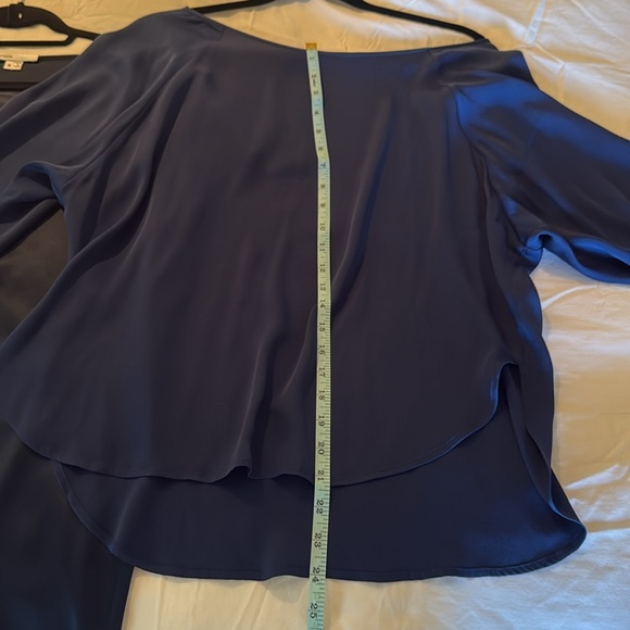 Vince Navy Set Blouses Size M - Picture 12 of 15